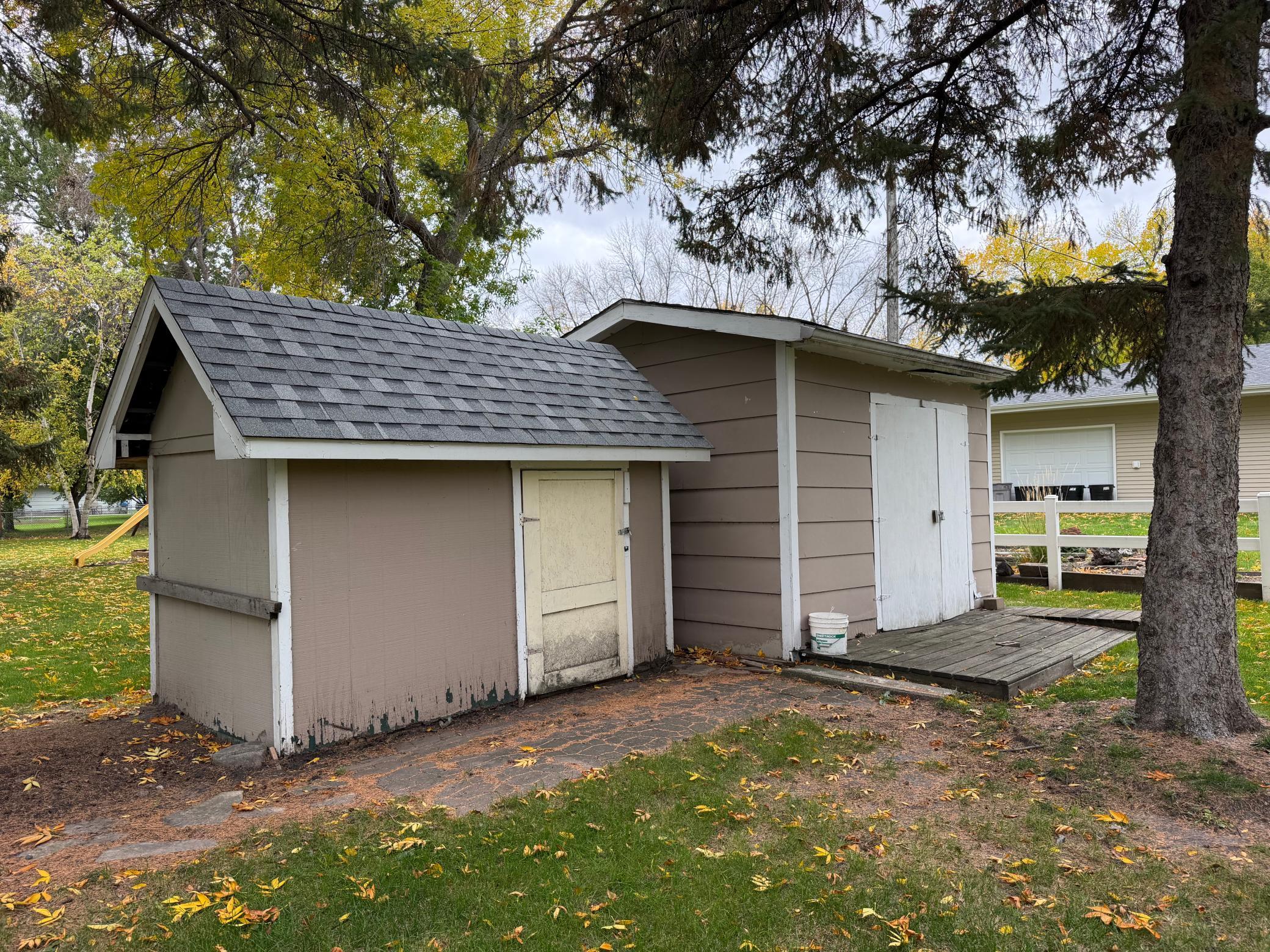 main property photo 54