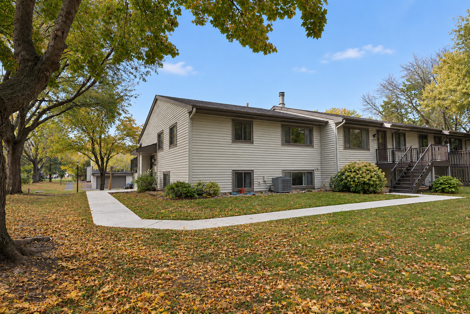 main property photo 50