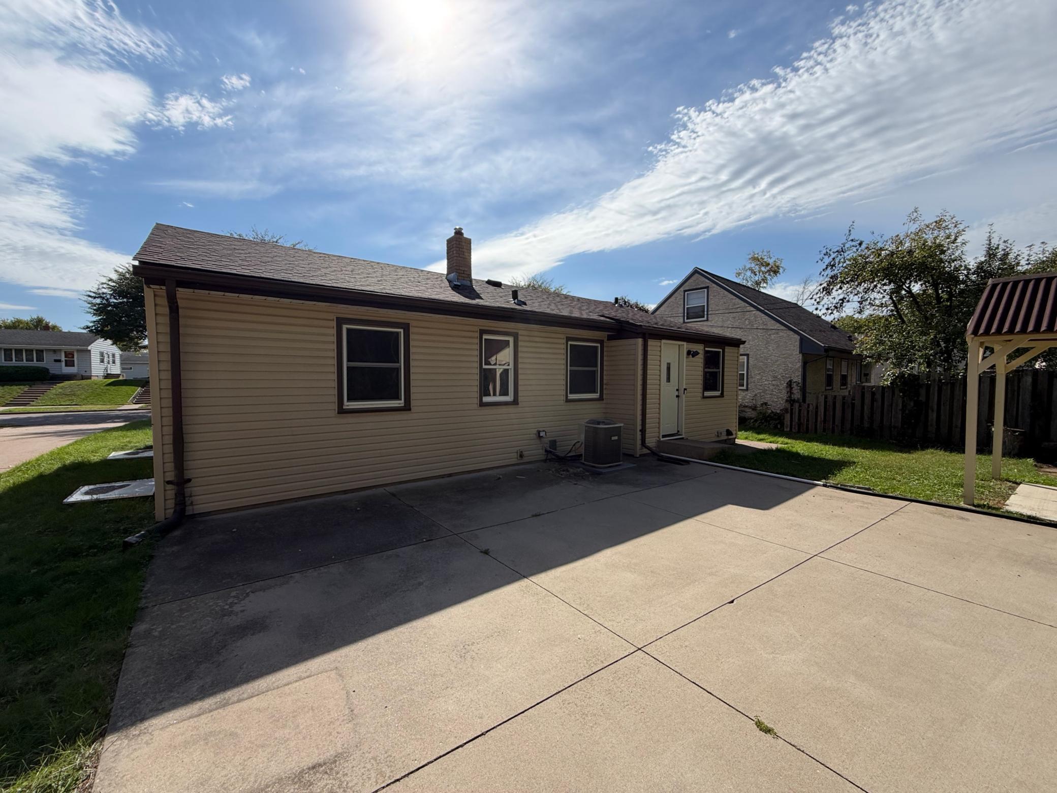 main property photo 26