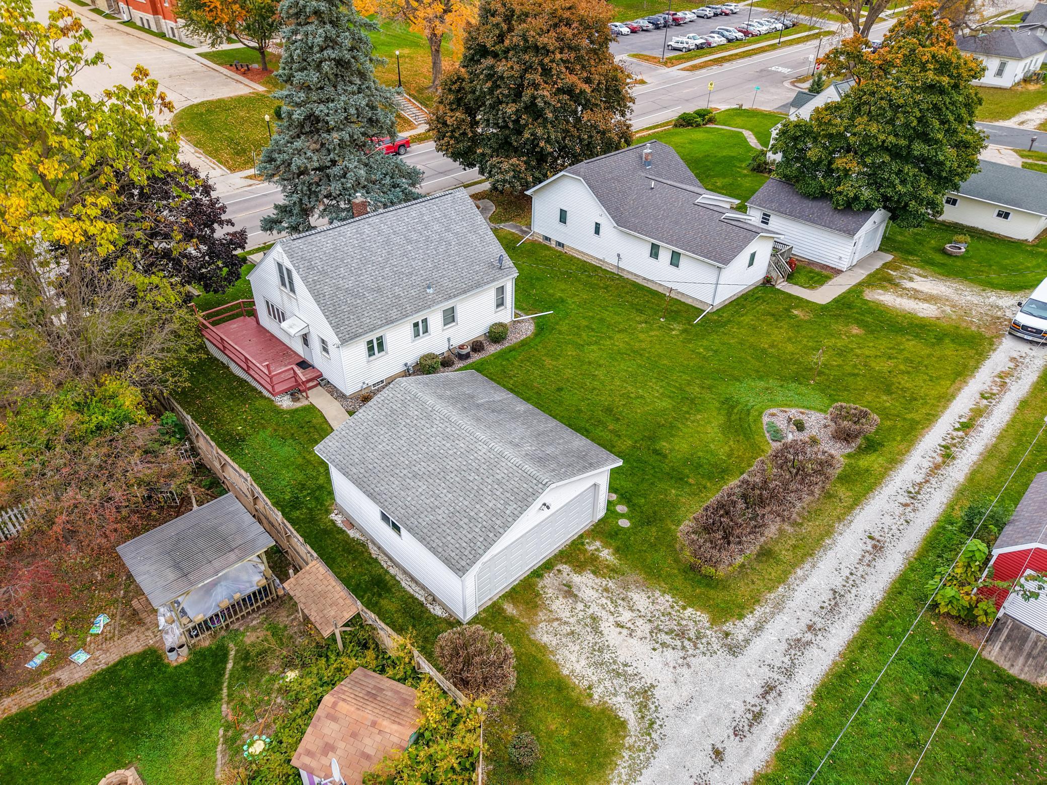 main property photo 44