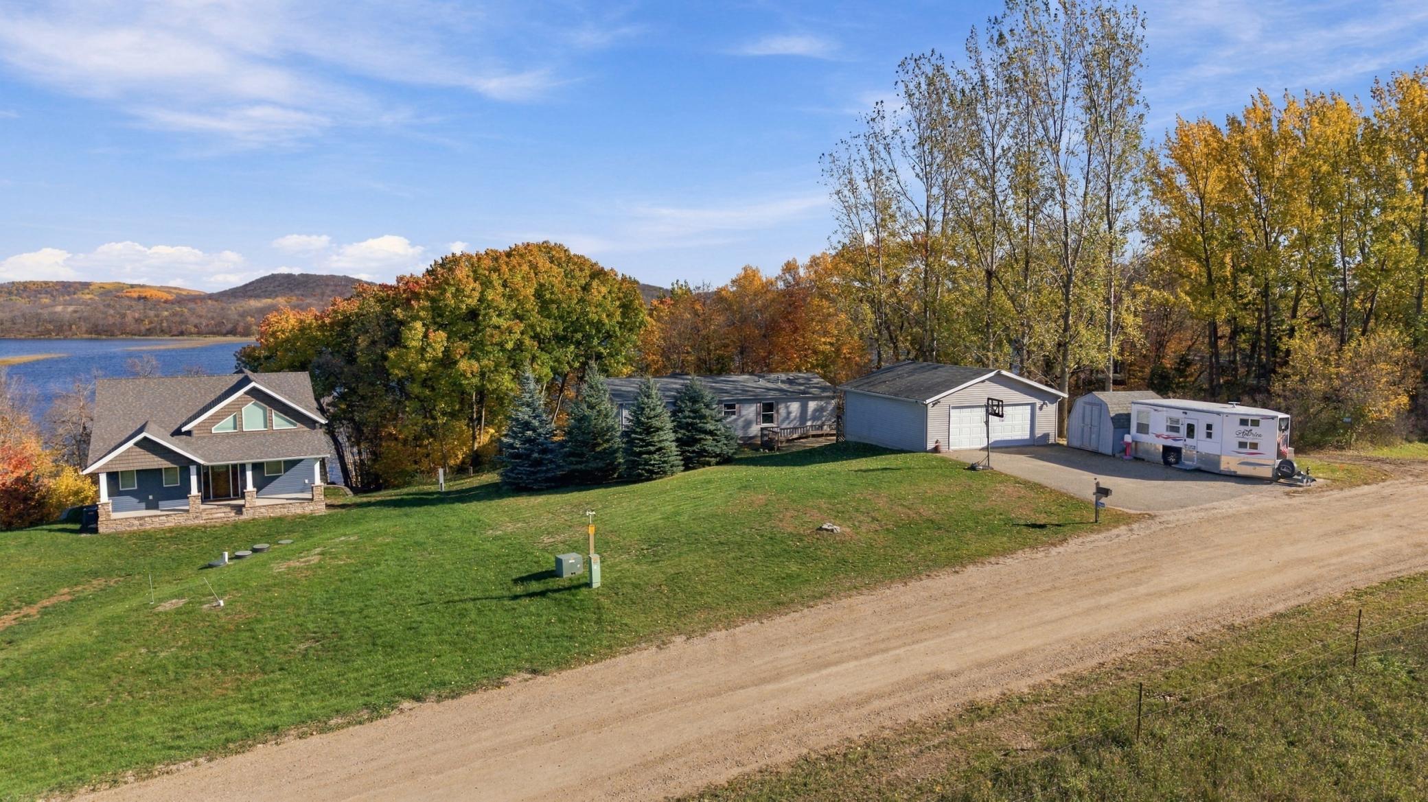 main property photo 24