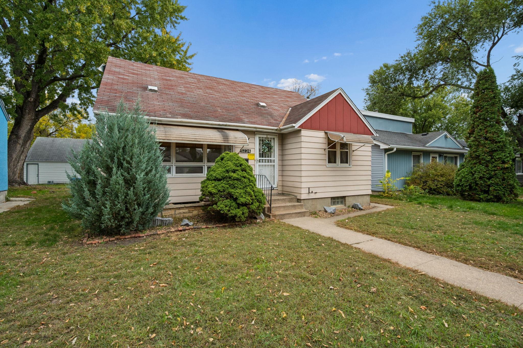 main property photo 11