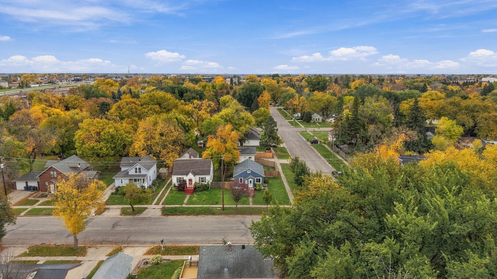 main property photo 29
