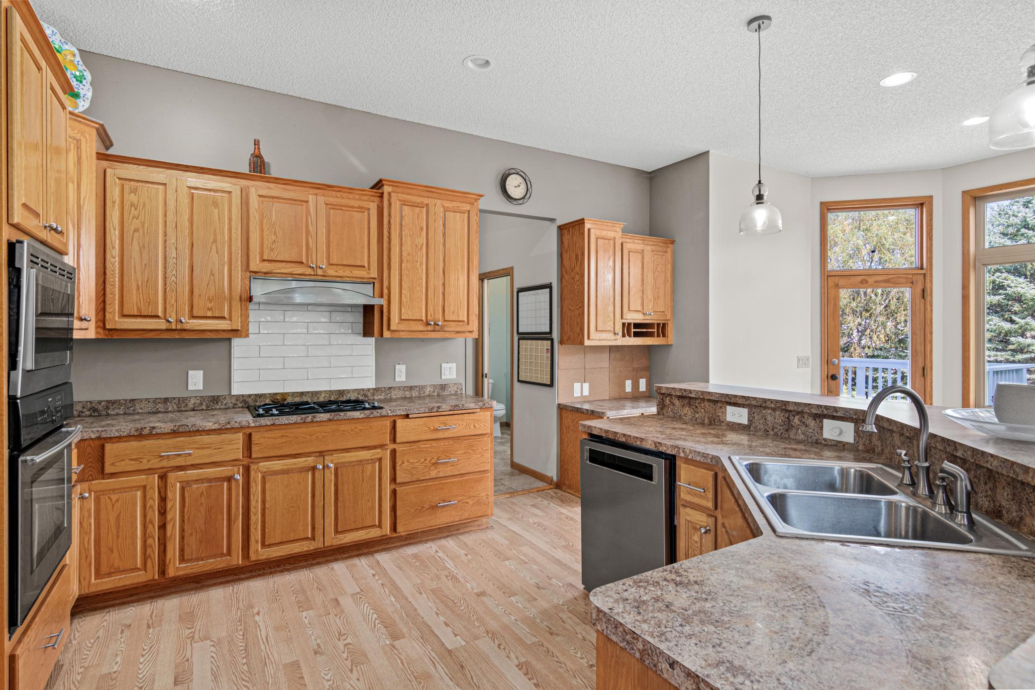 main property photo 7
