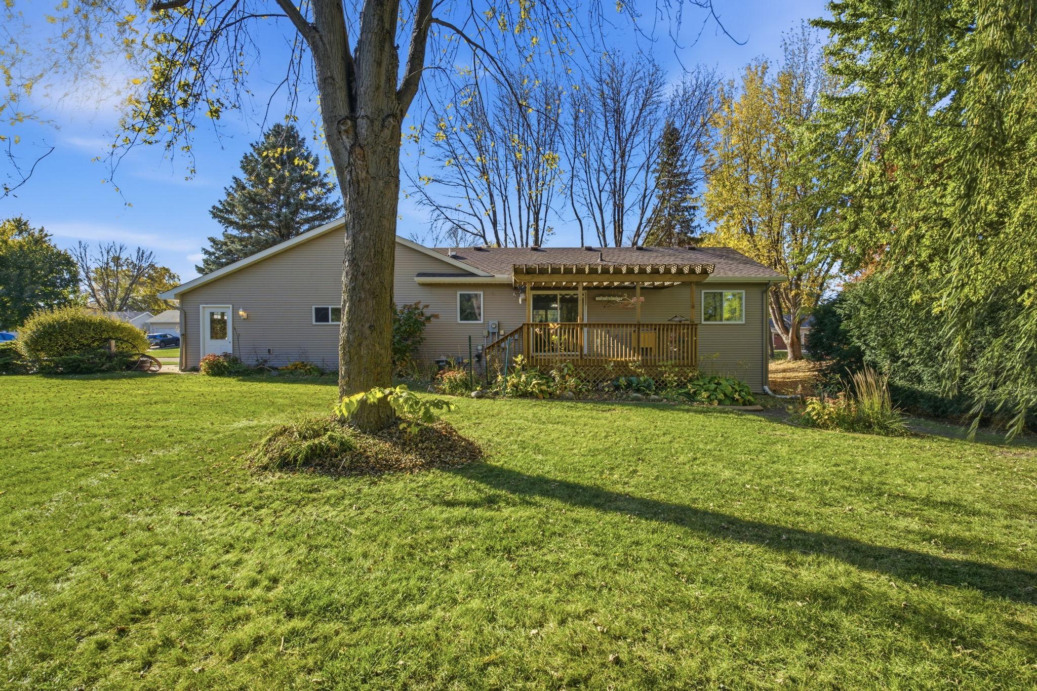 main property photo 22