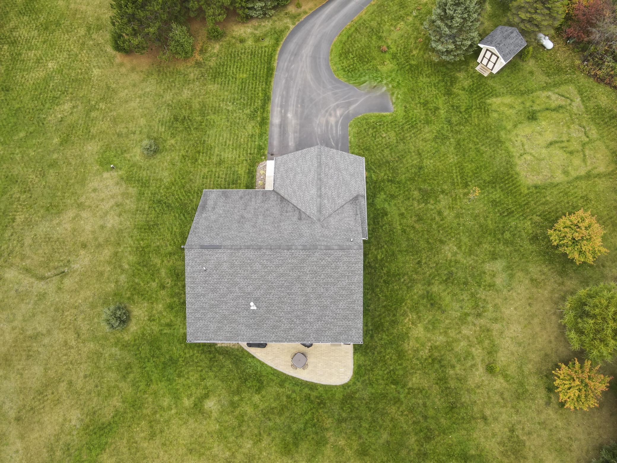 main property photo 33