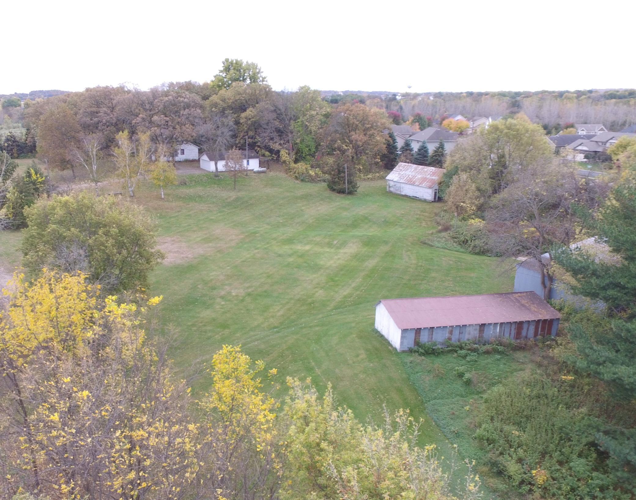 main property photo 29