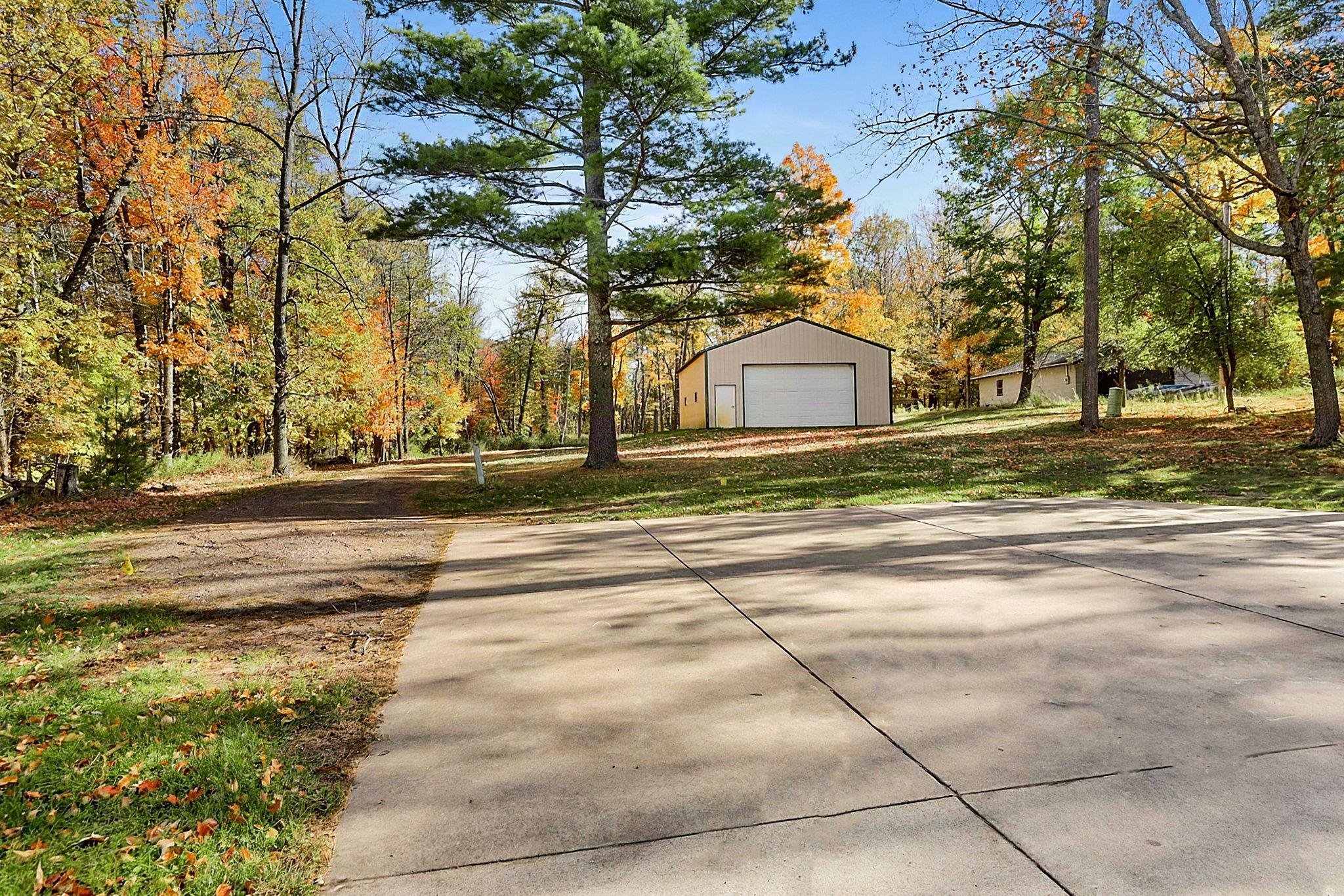 main property photo 37
