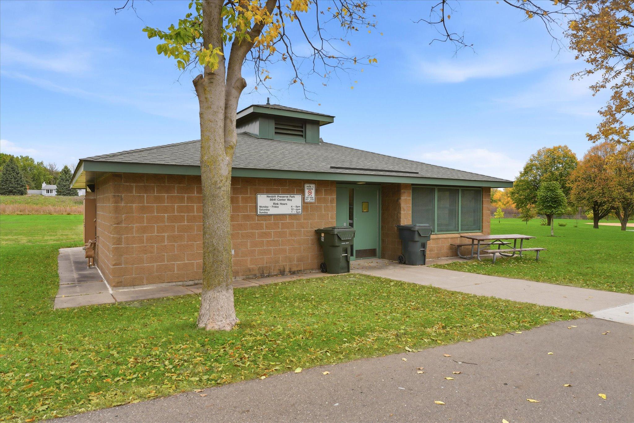 main property photo 29