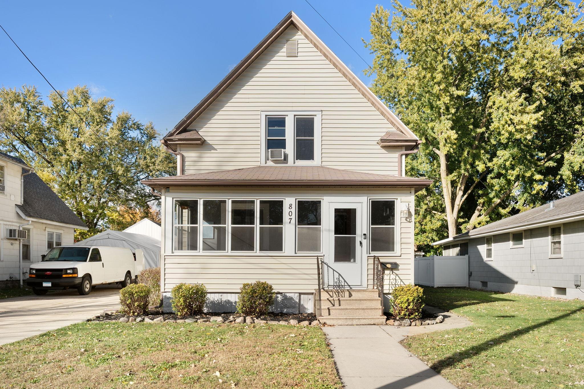 main property photo 28