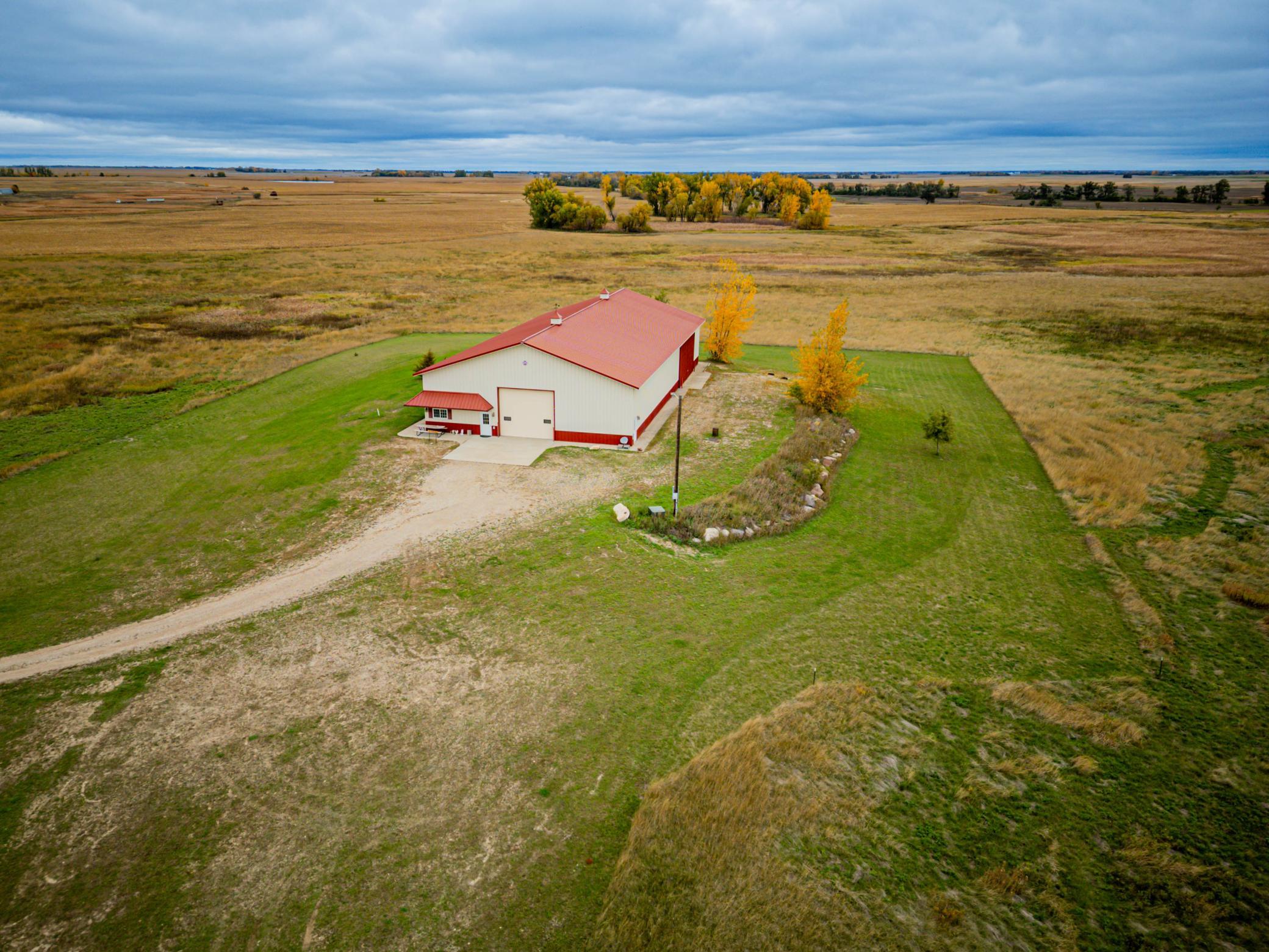 main property photo 41