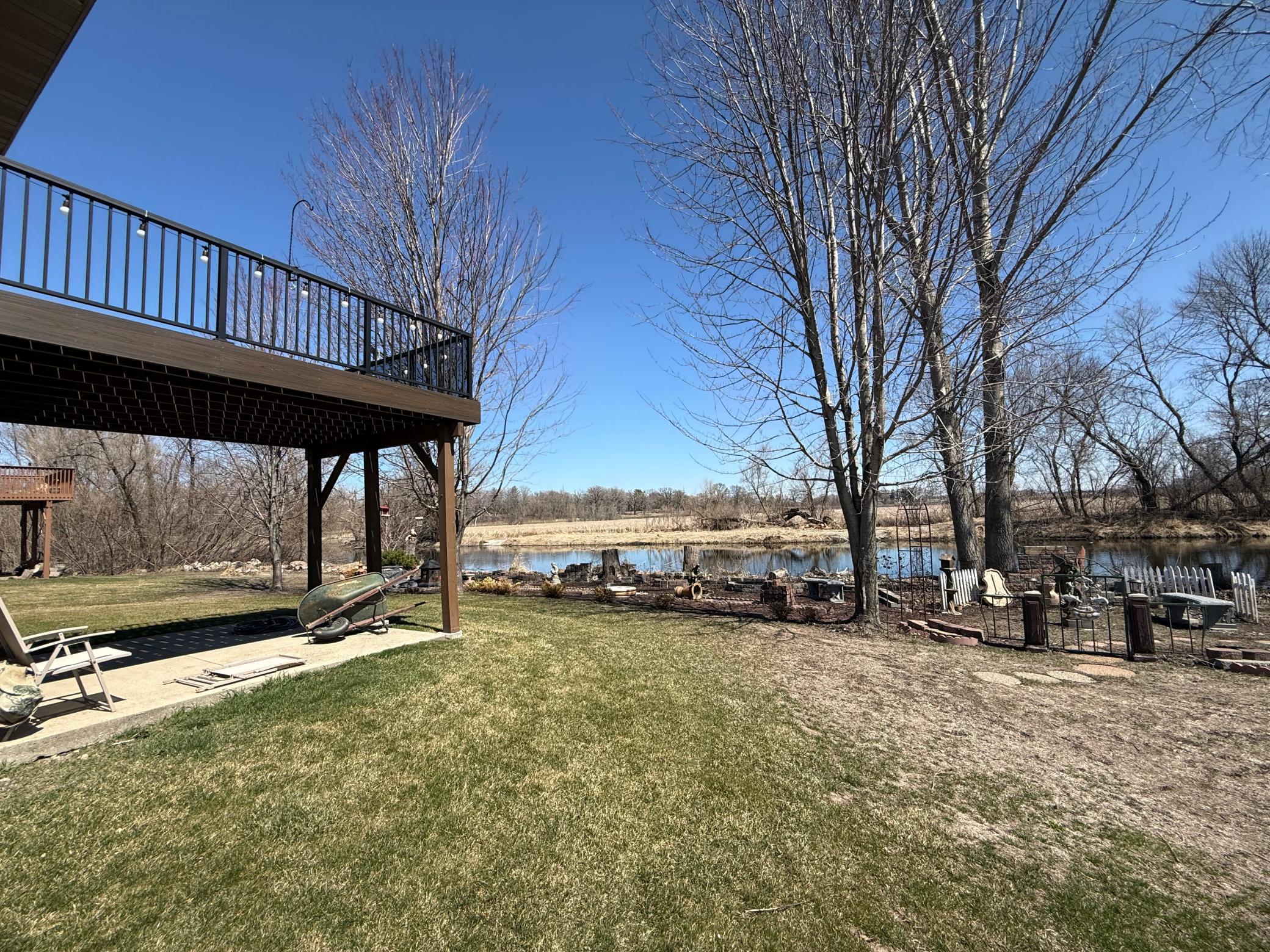 main property photo 25
