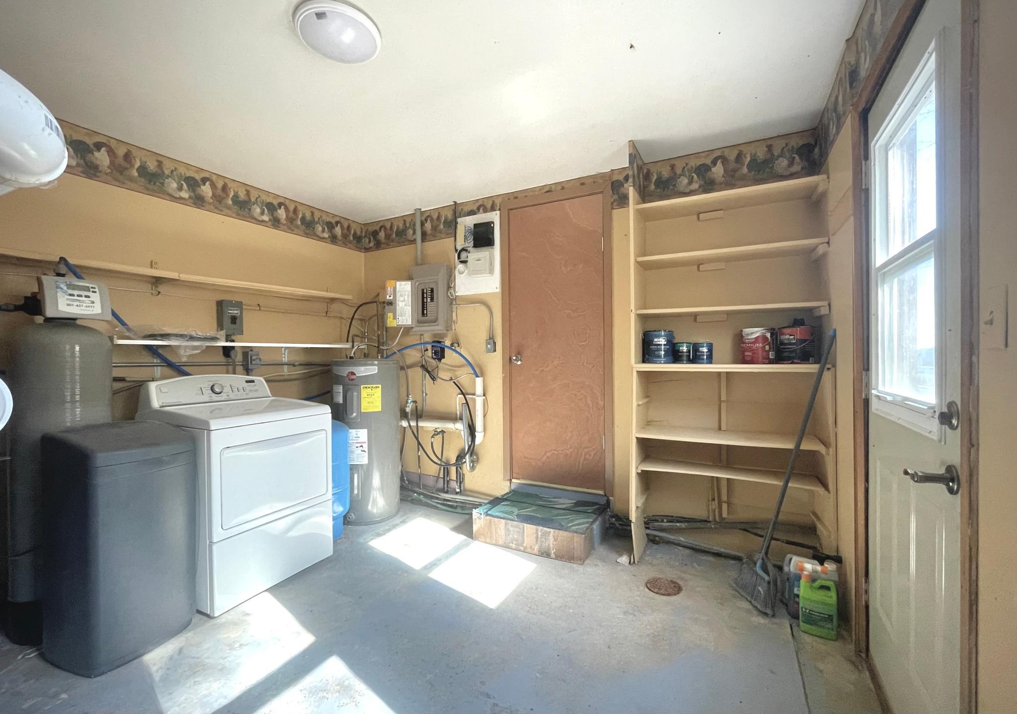 main property photo 30