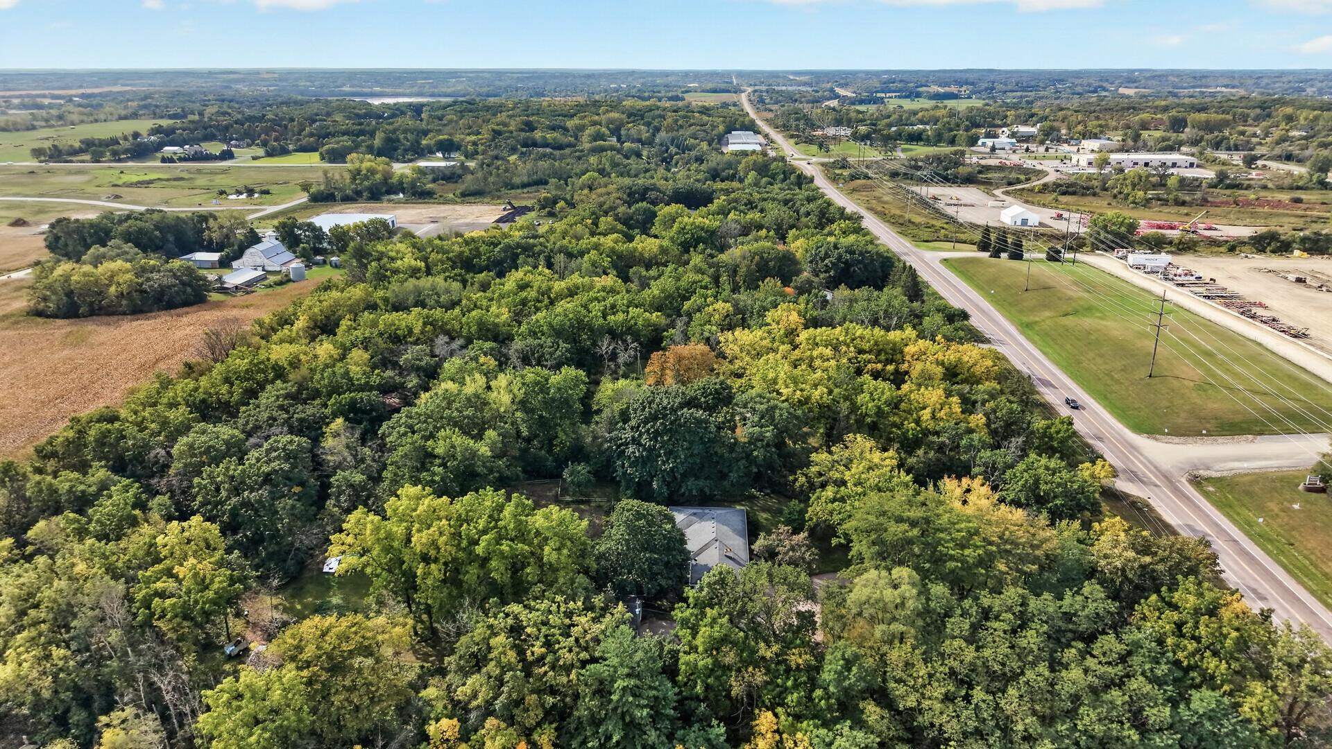 main property photo 30