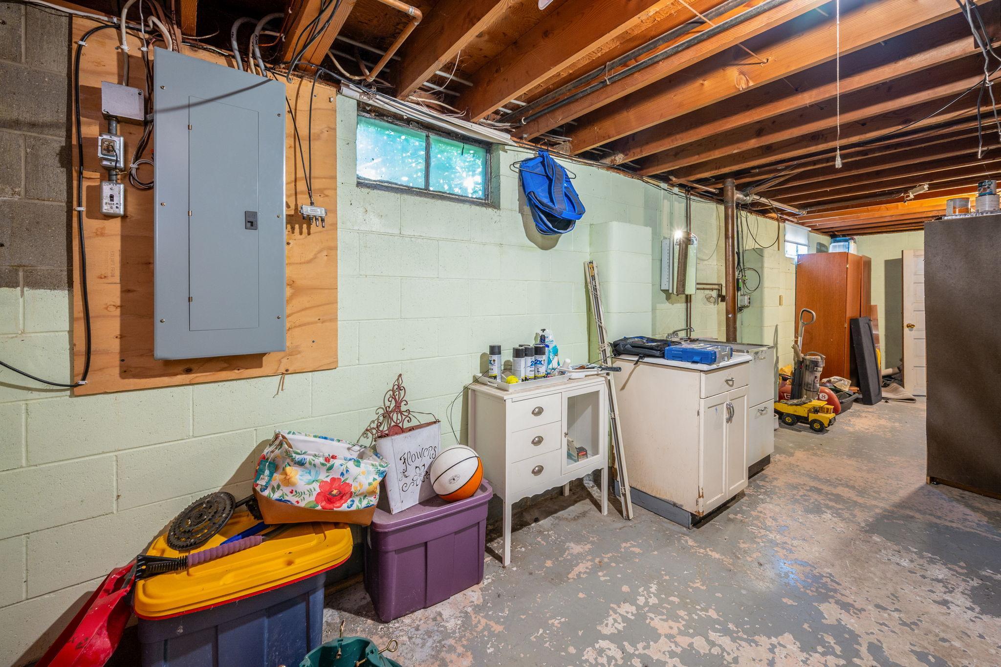 main property photo 31