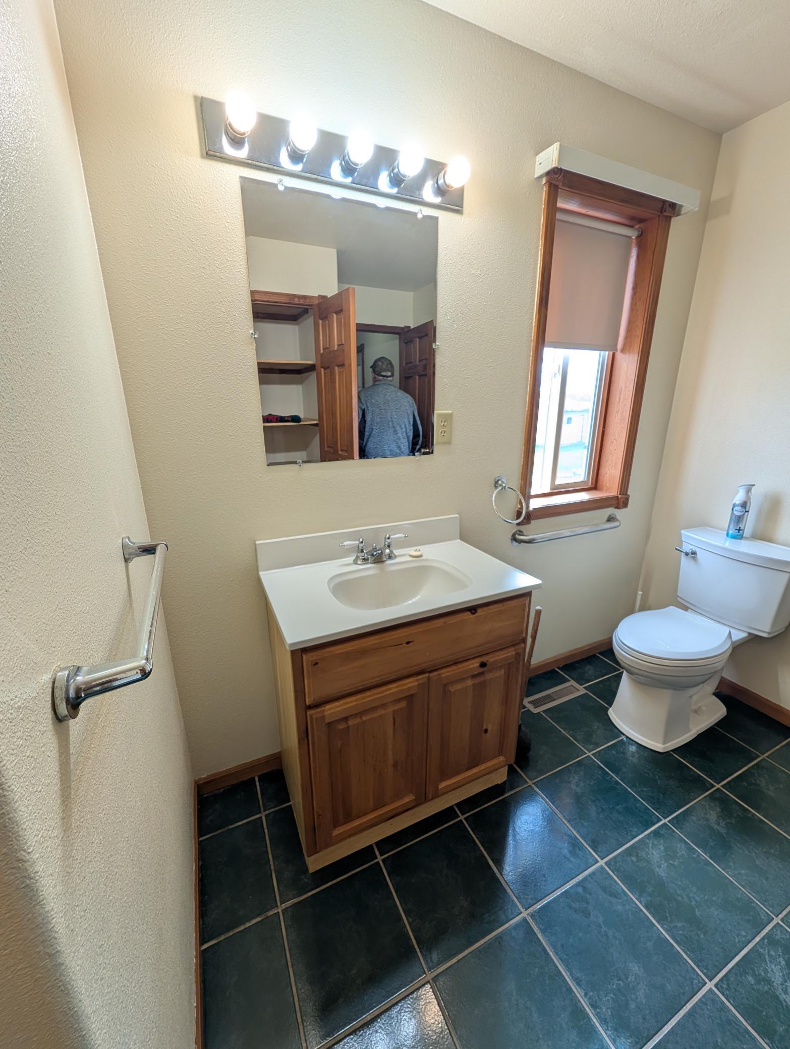 main property photo 14
