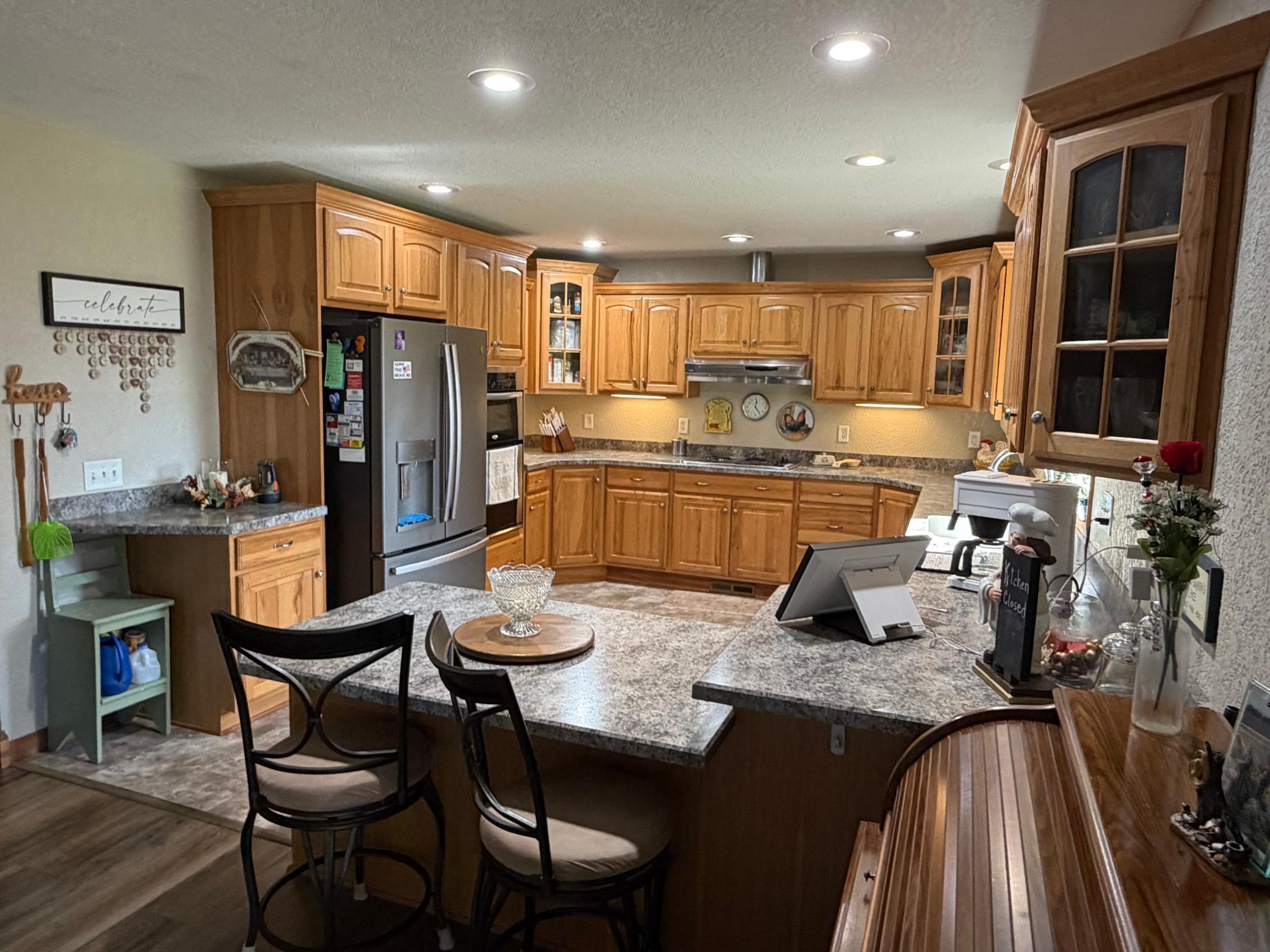 main property photo 6