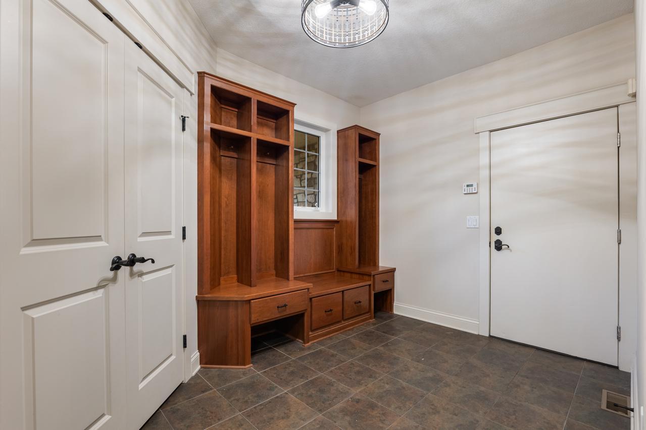 main property photo 58