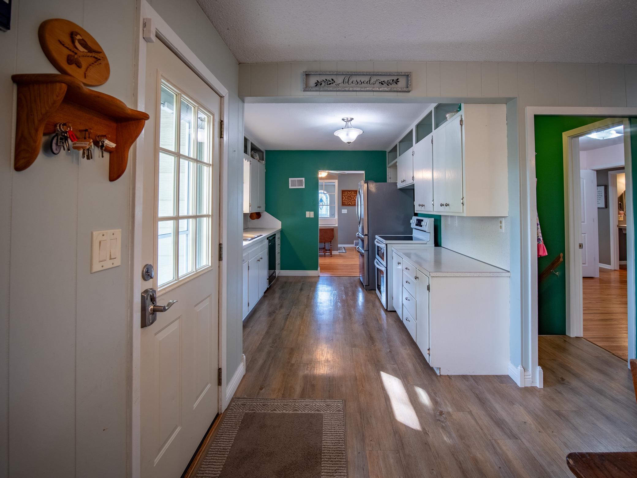 main property photo 23