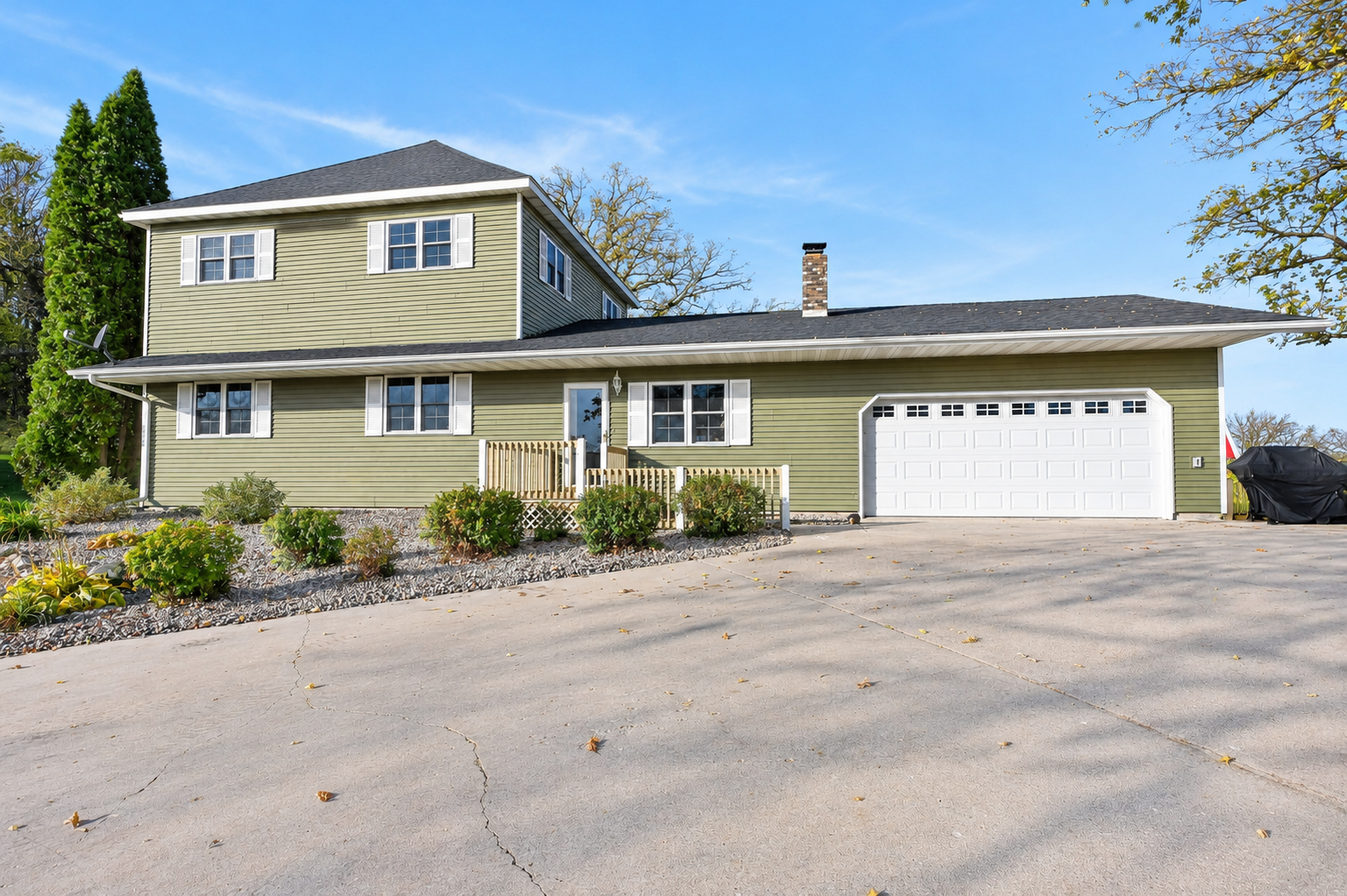 main property photo 8