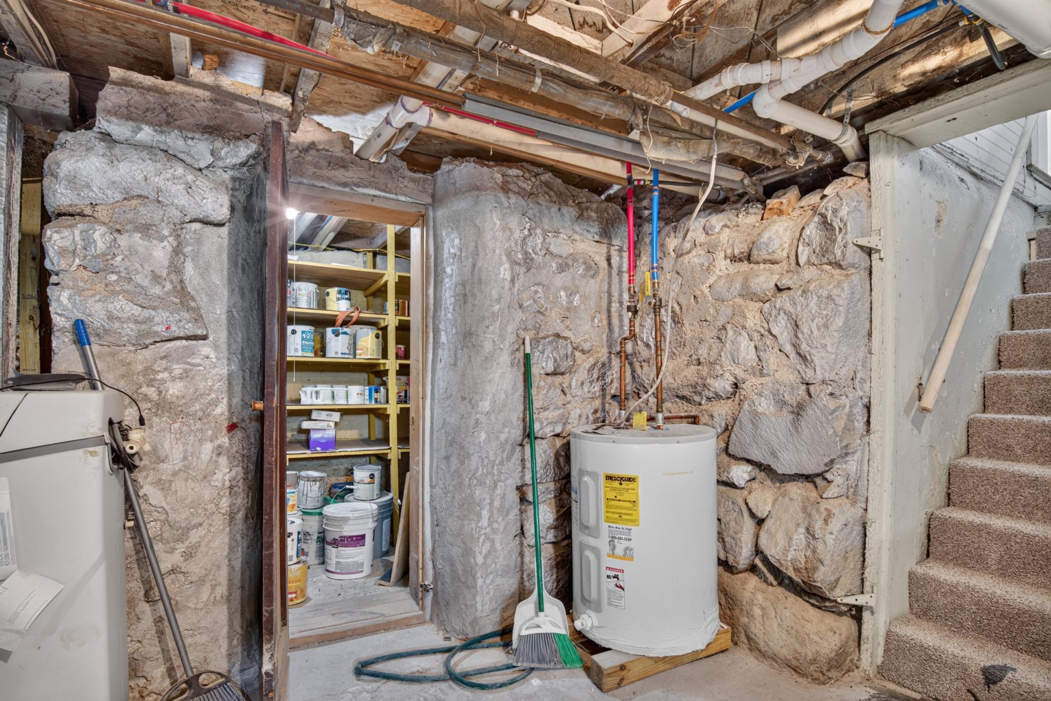 main property photo 27