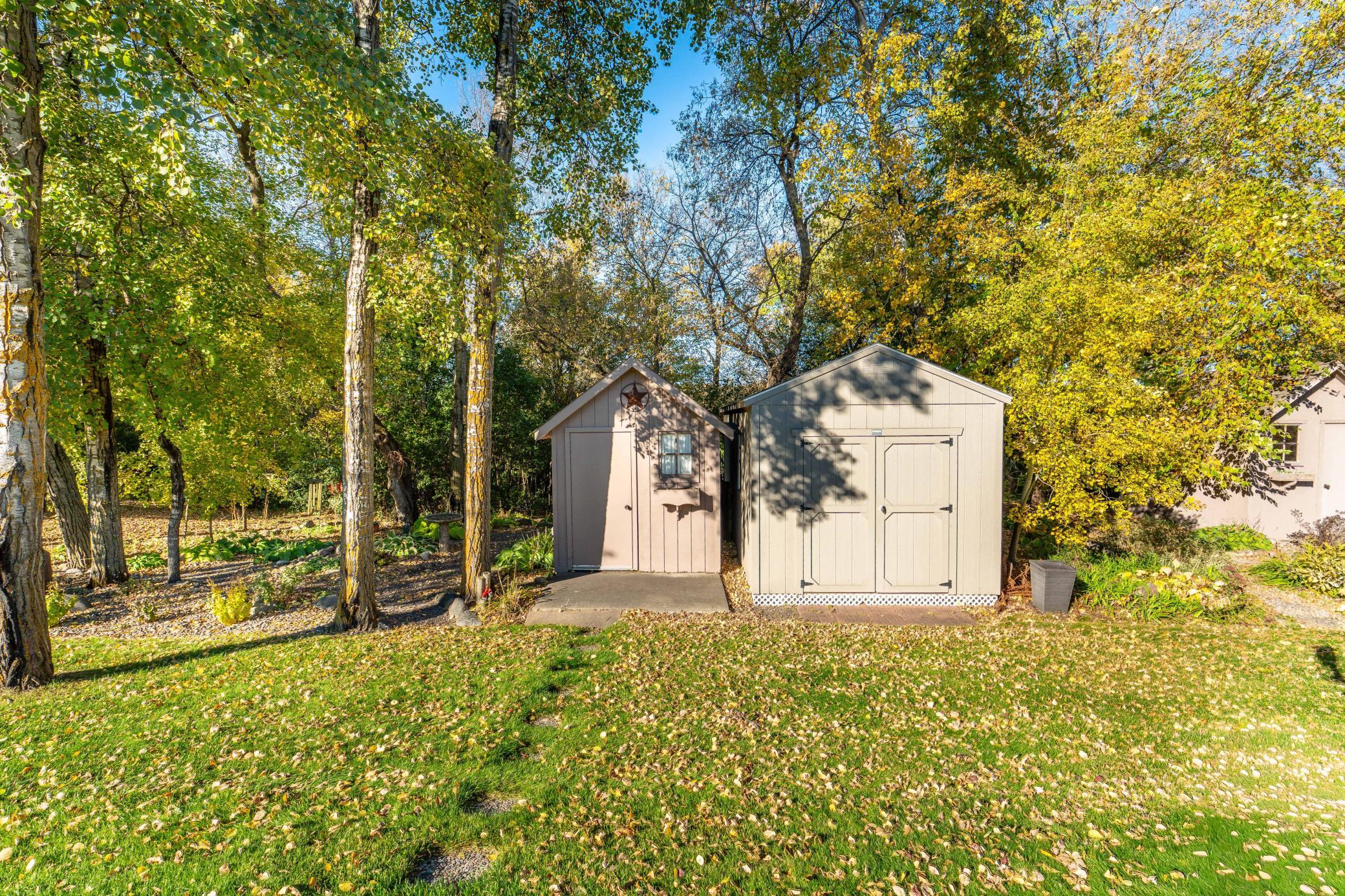 main property photo 45