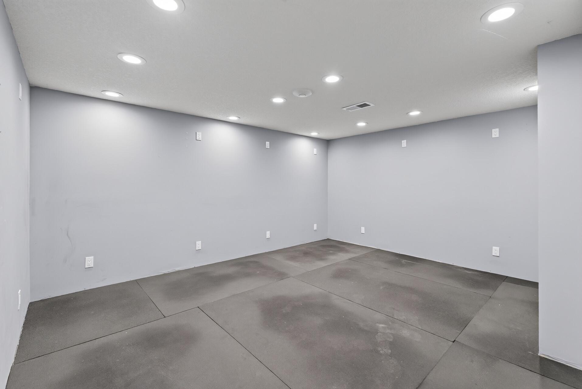 main property photo 60