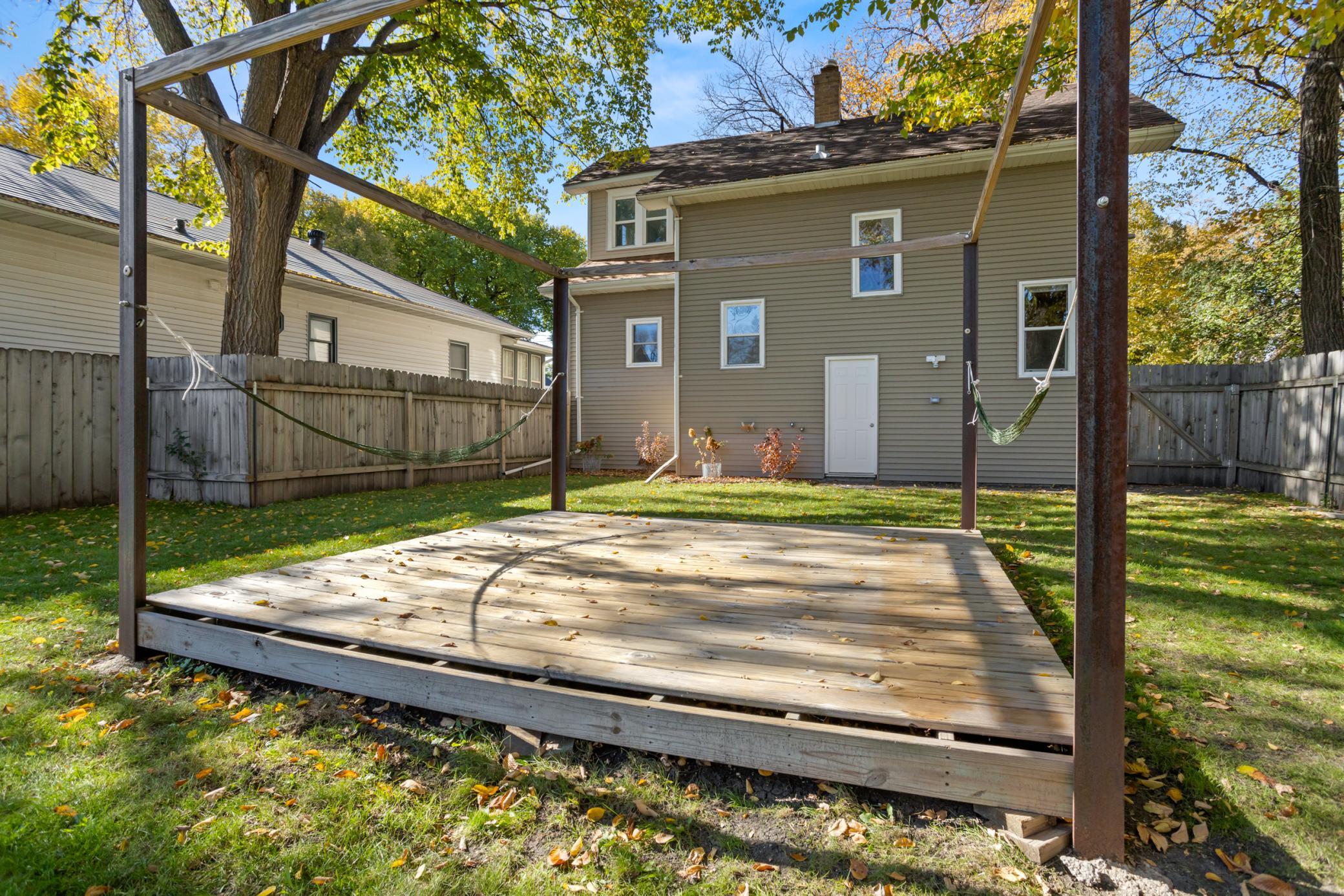 main property photo 39