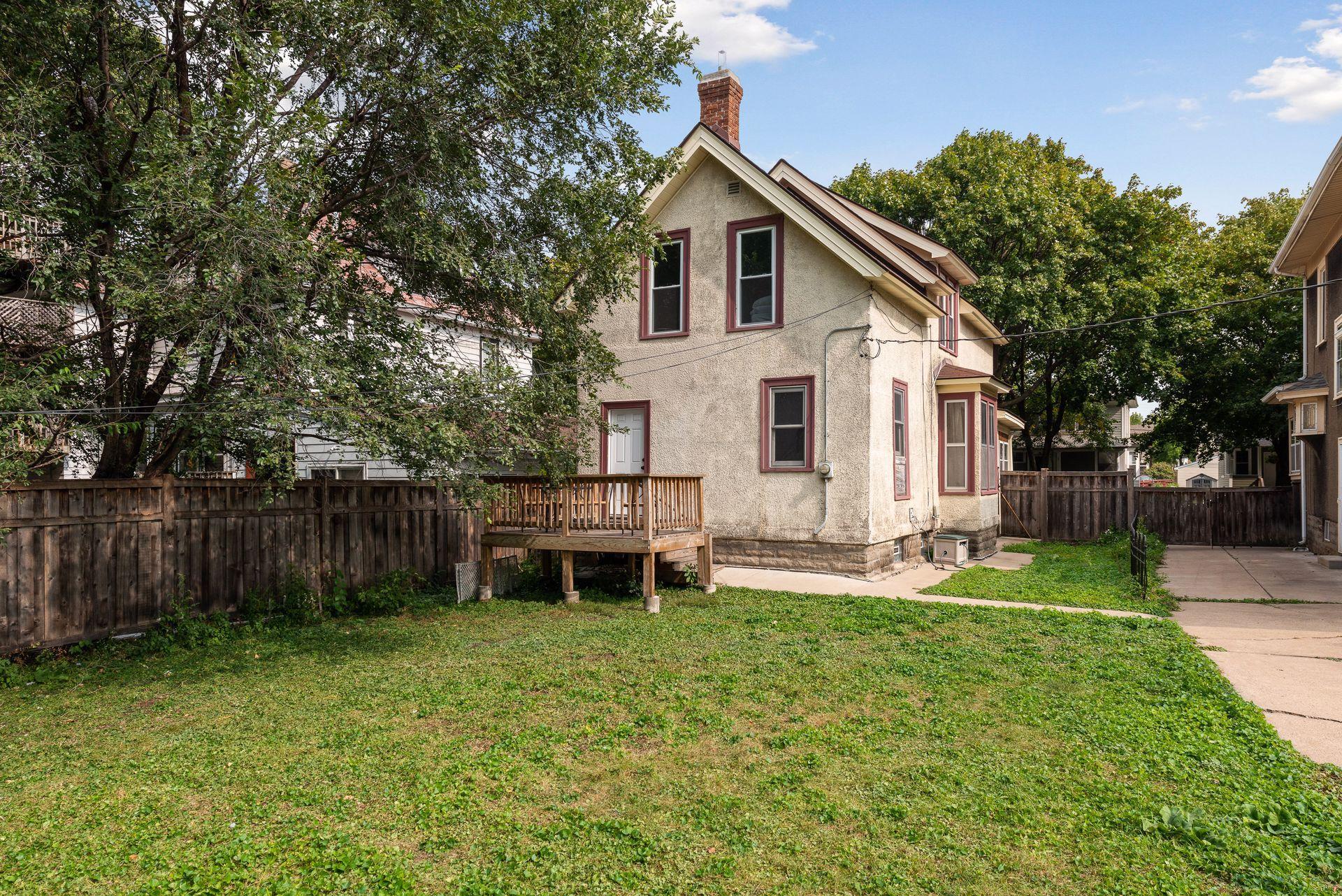 main property photo 6