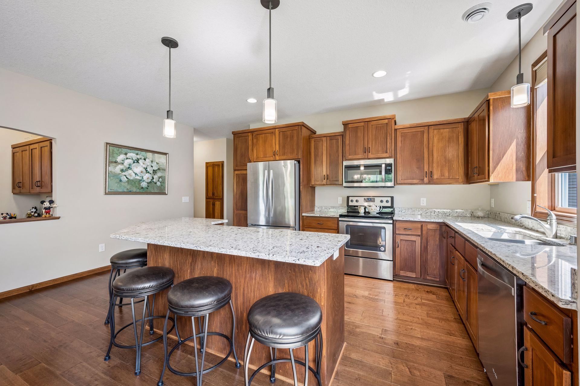 main property photo 17