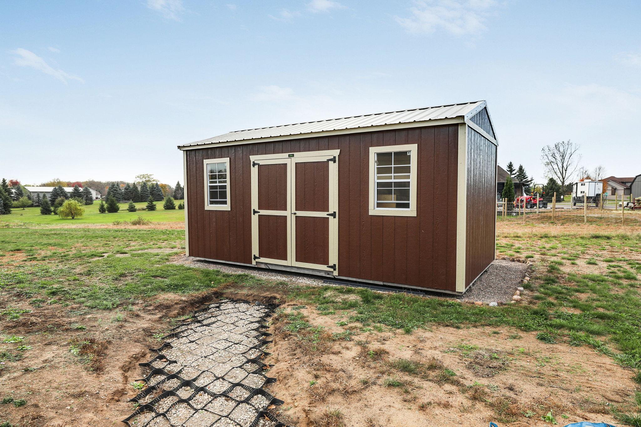 main property photo 39