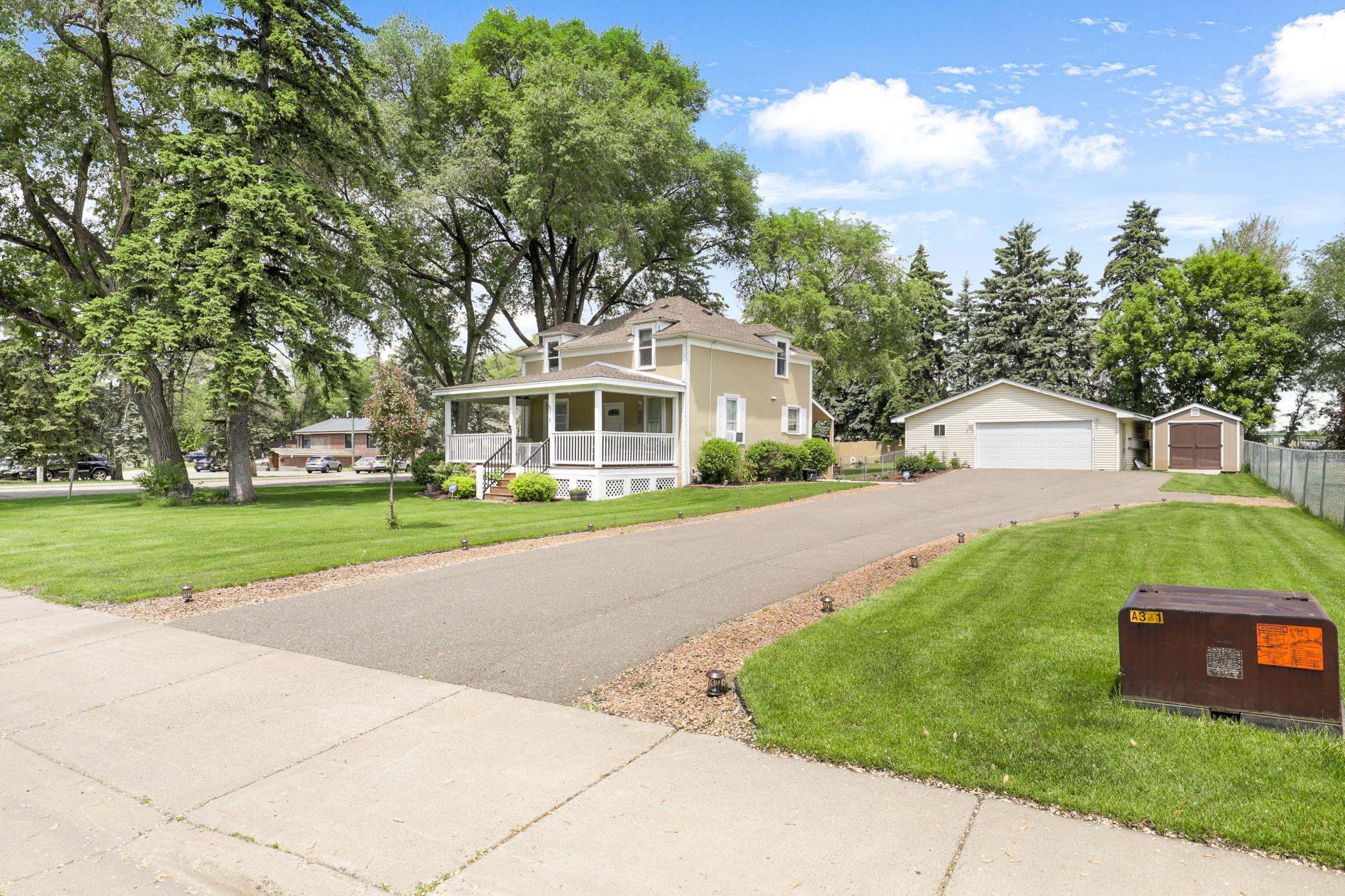 main property photo 30
