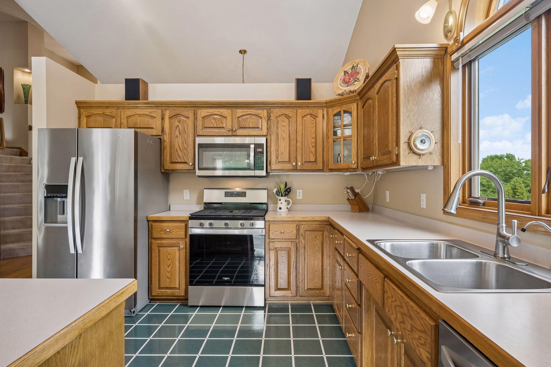 main property photo 11