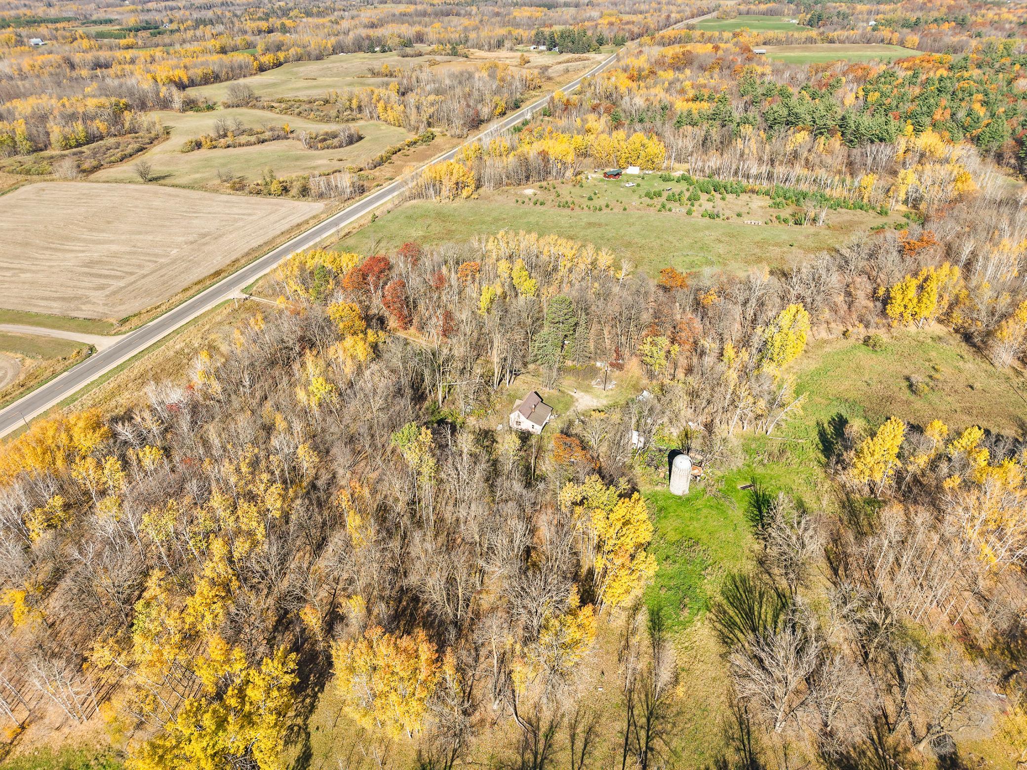 main property photo 20