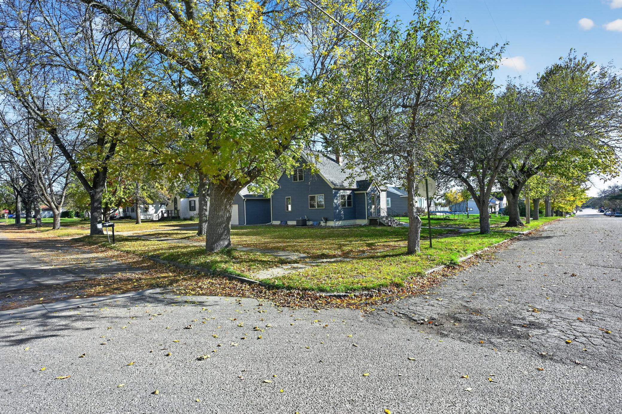 main property photo 32