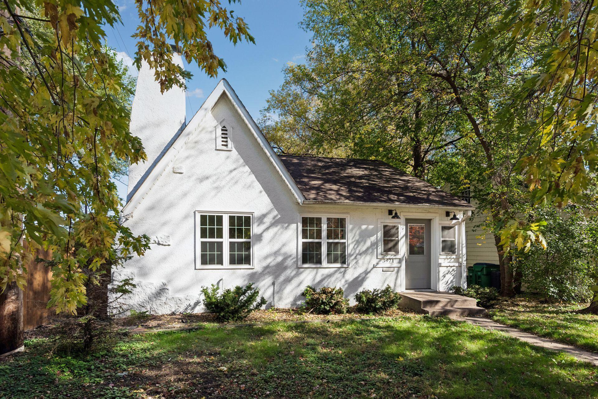 main property photo 0