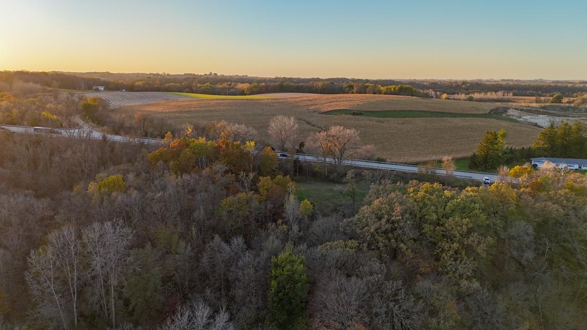 main property photo 36