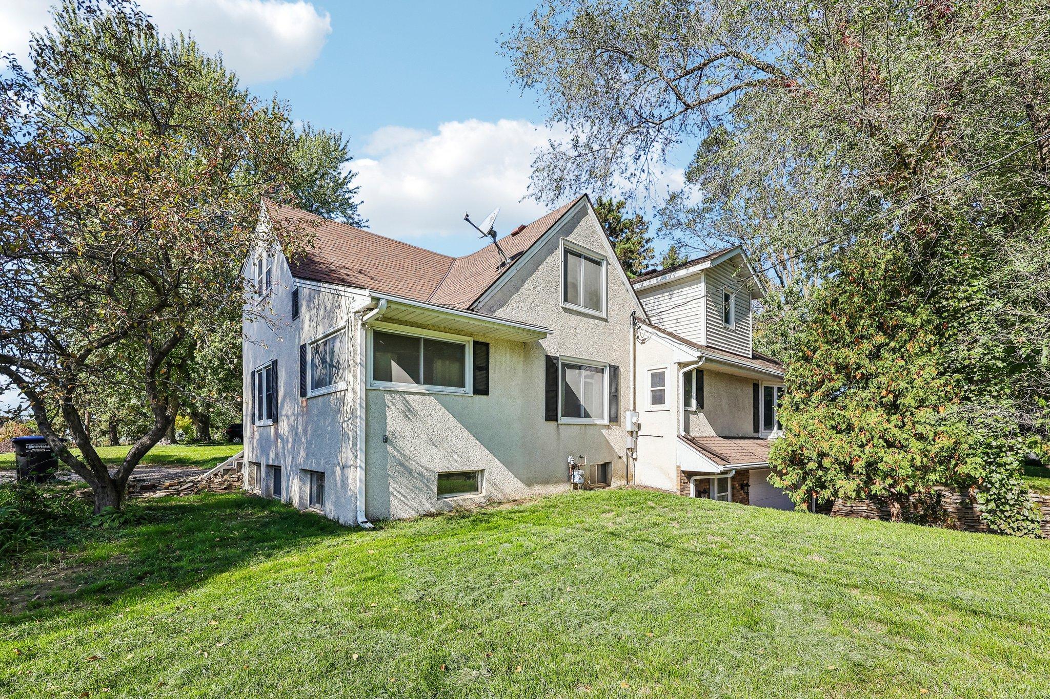 main property photo 0