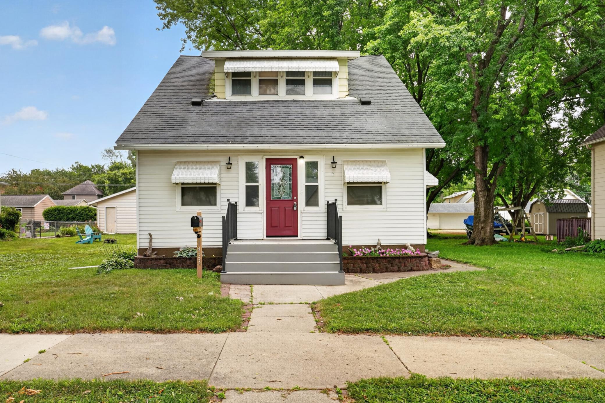 main property photo 2
