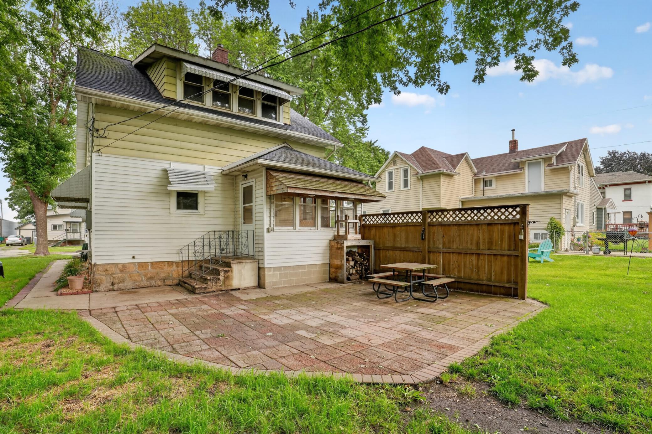 main property photo 22