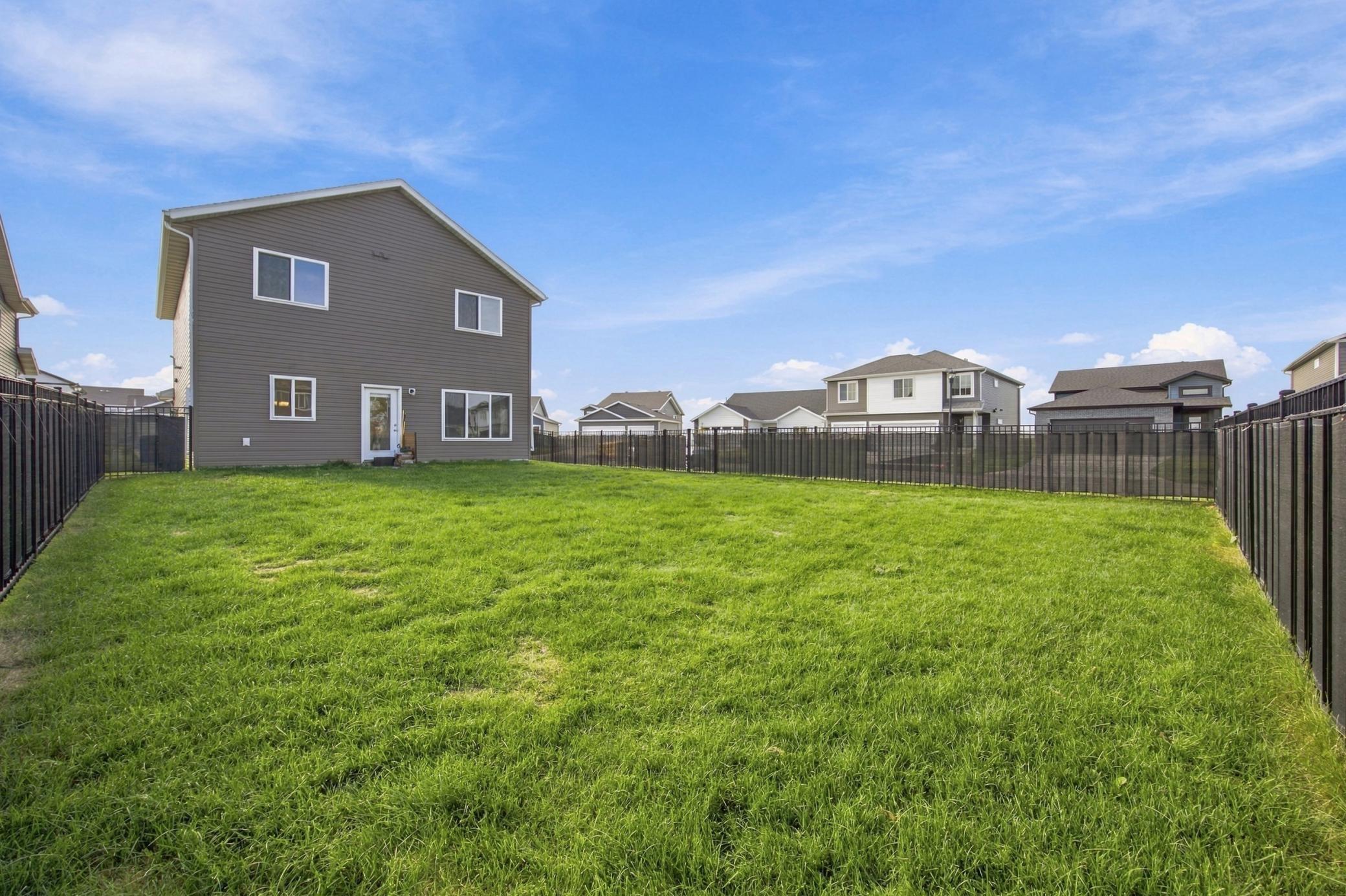 main property photo 22