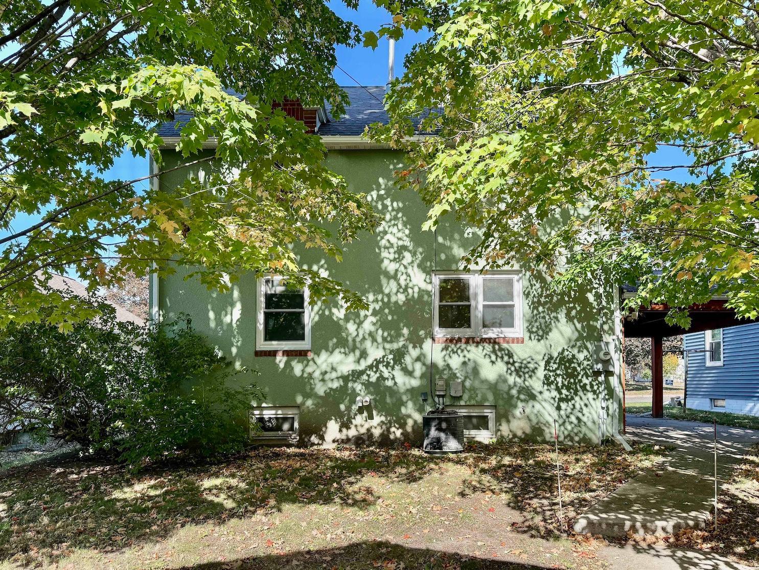 main property photo 12