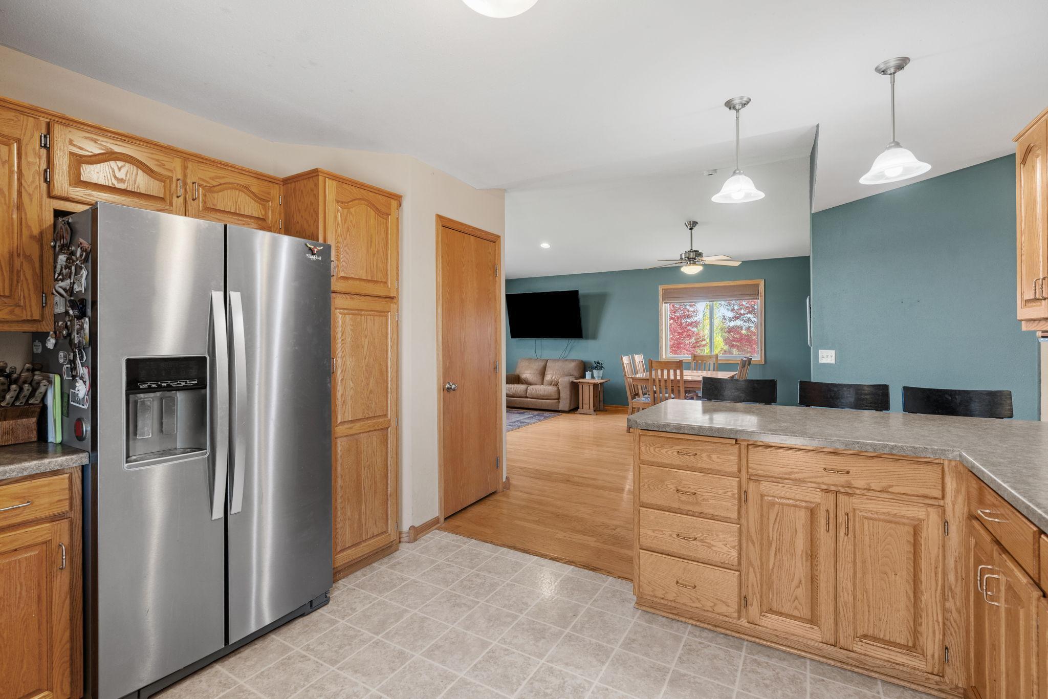 main property photo 12