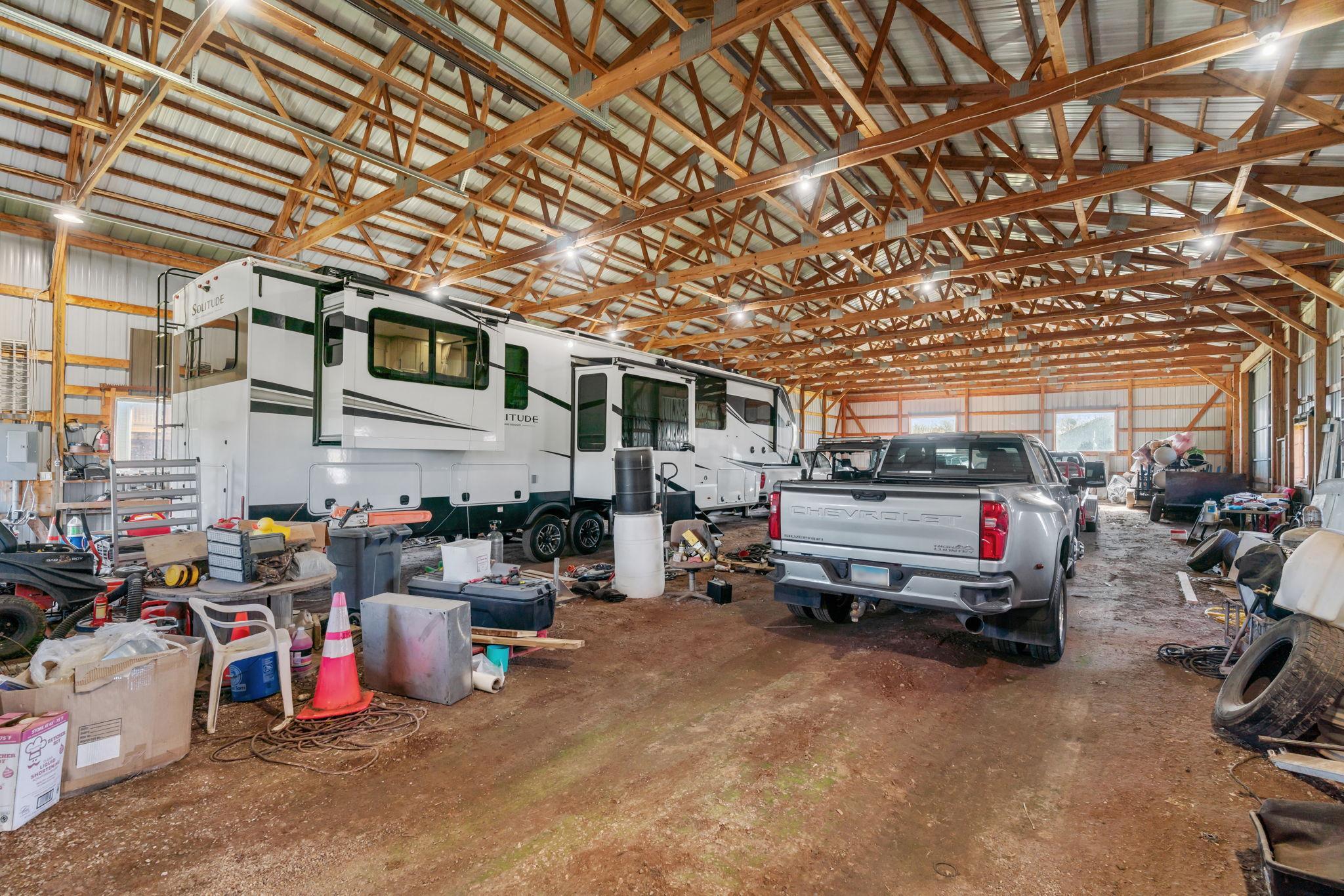 main property photo 30