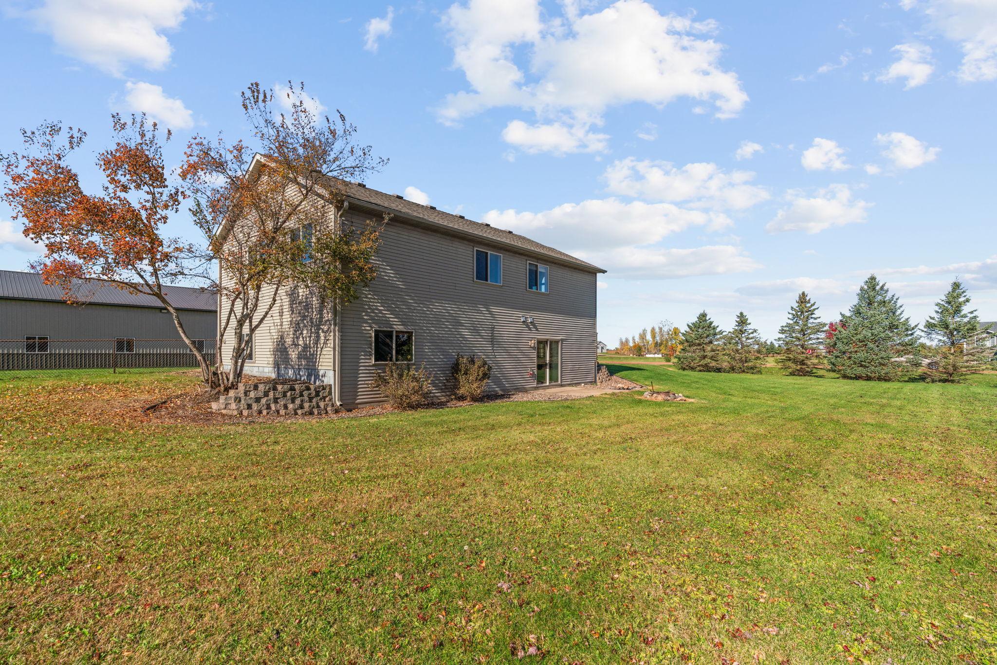 main property photo 39
