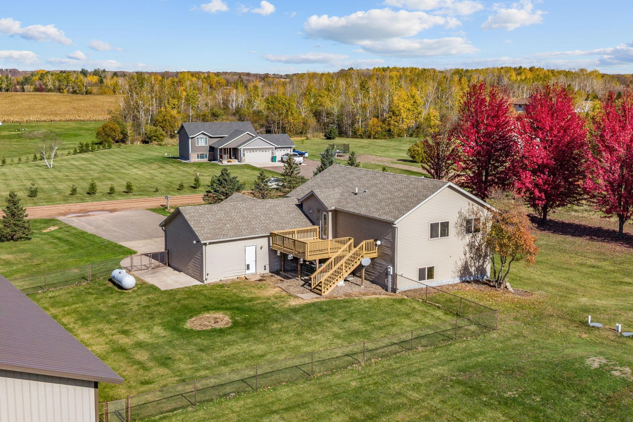 main property photo 40