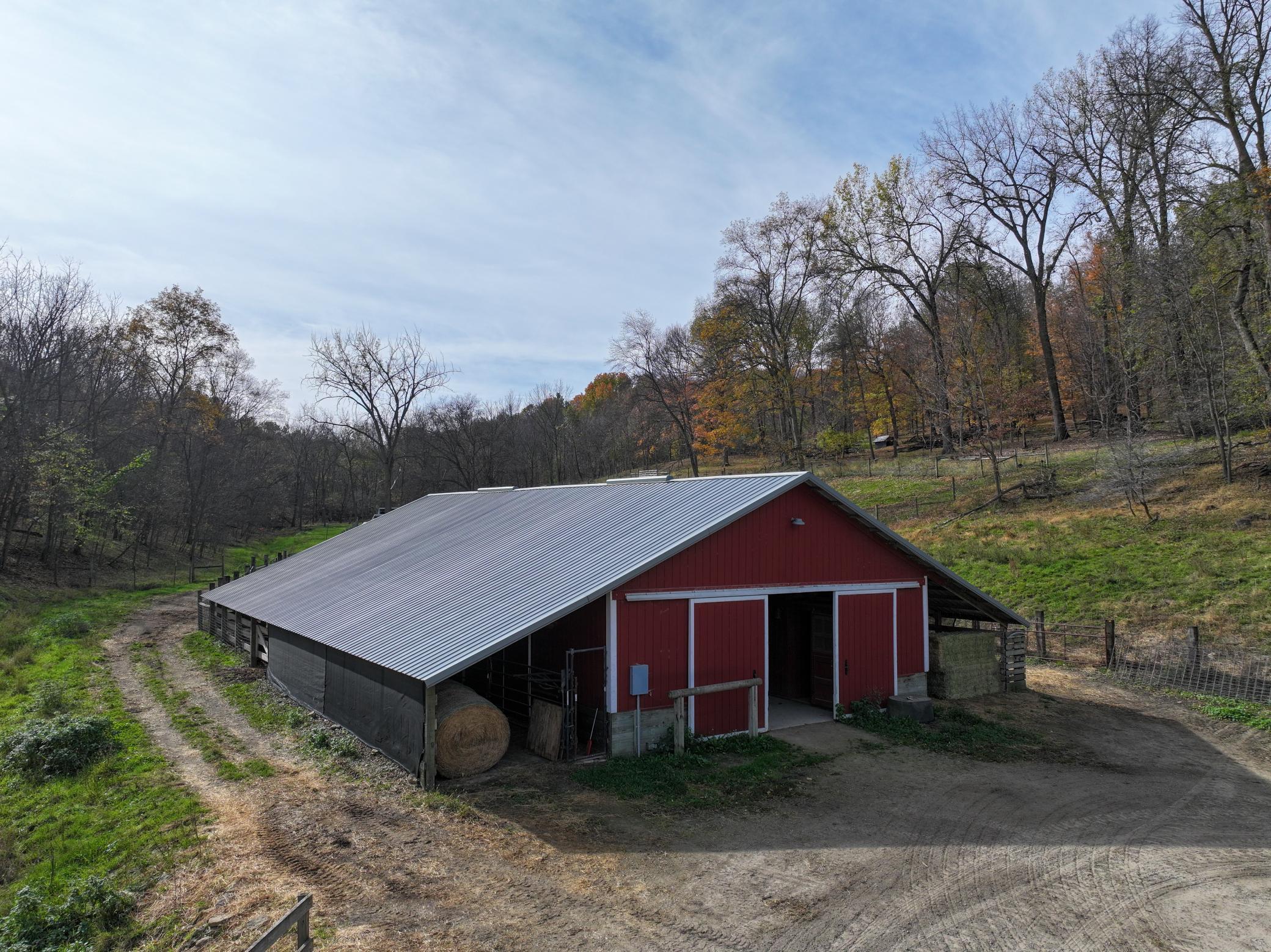 main property photo 13