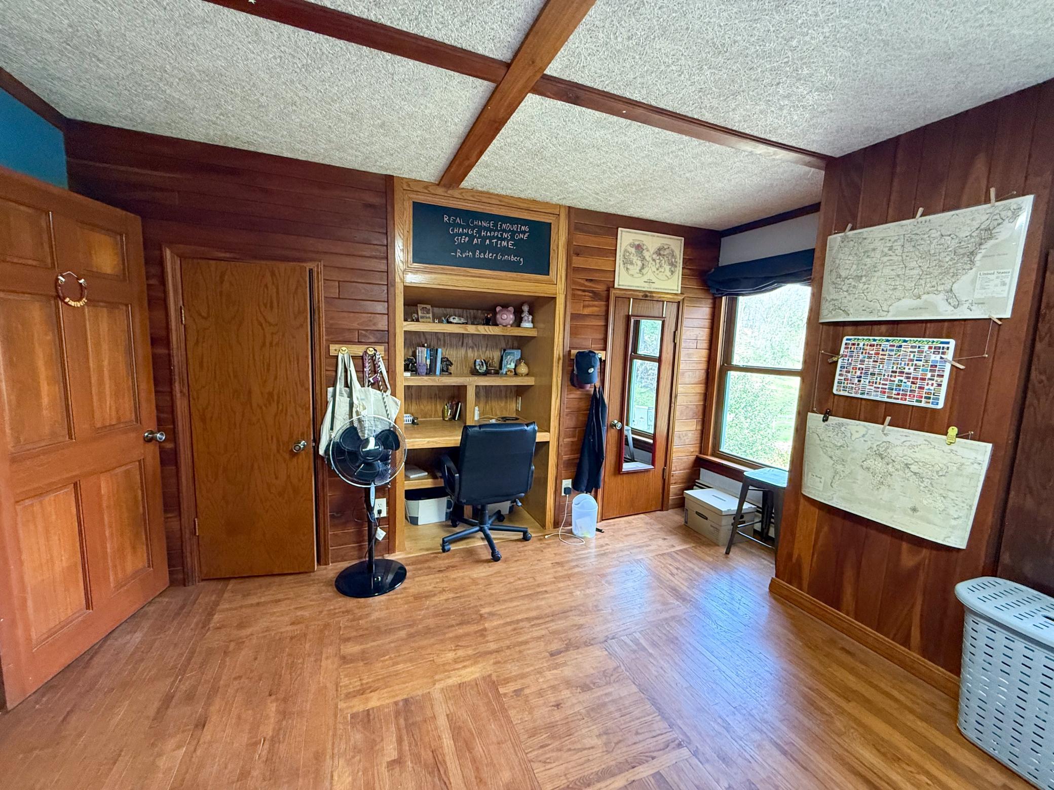 main property photo 76