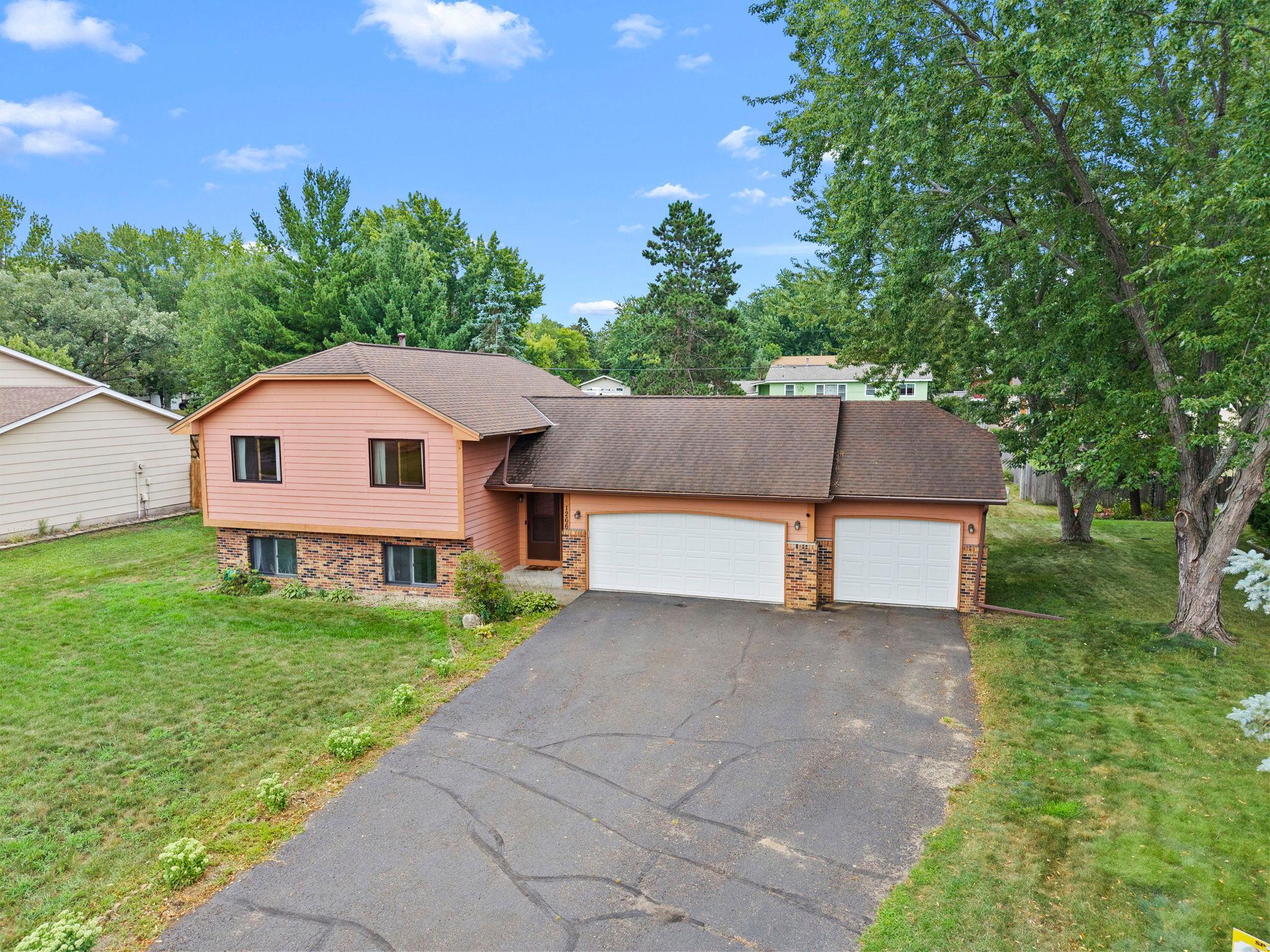 main property photo 0