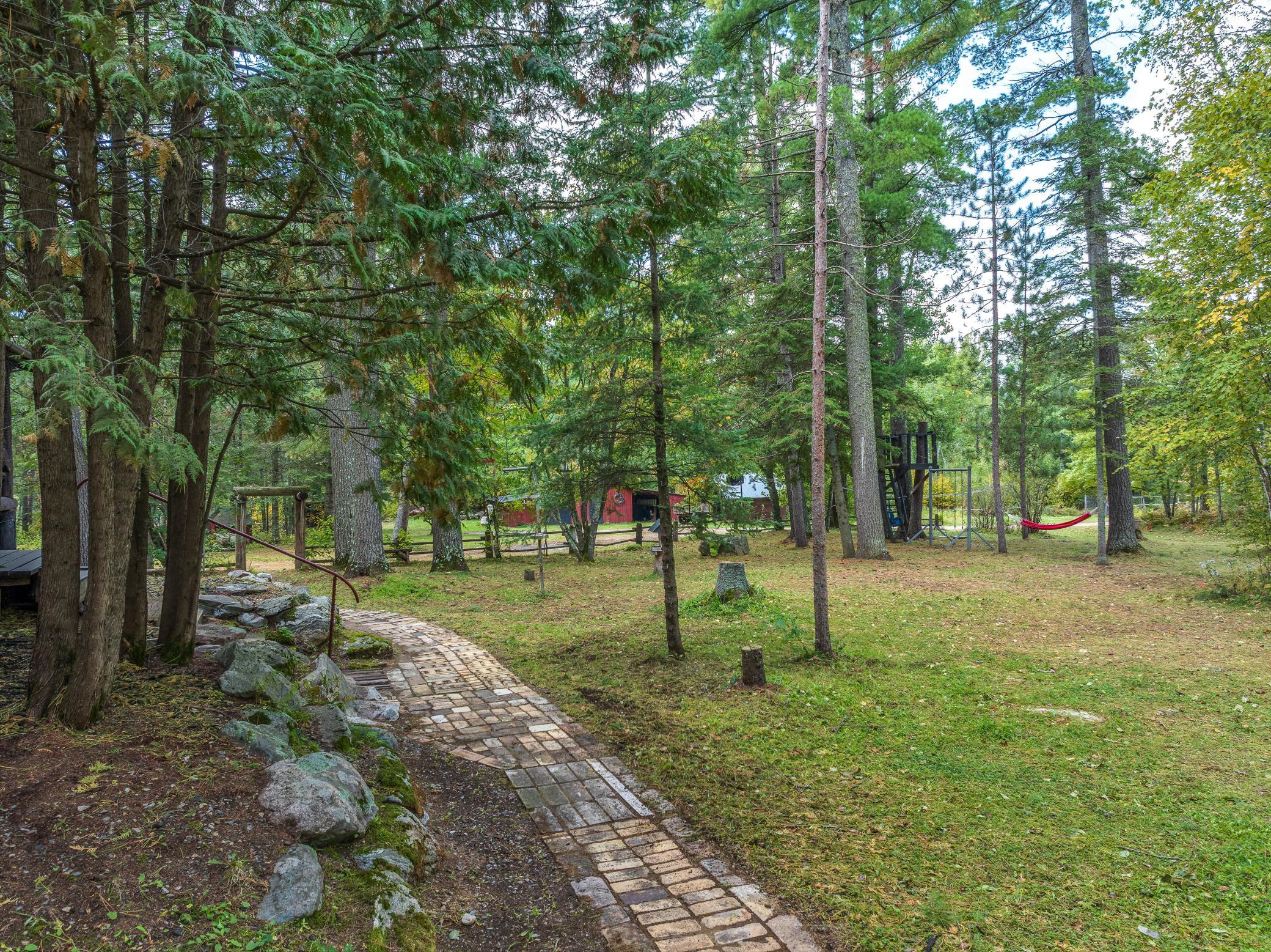 main property photo 20